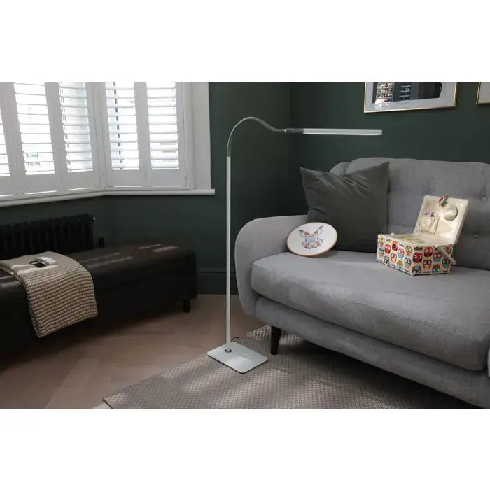 Daylight DN1560 DuoPro Floor Lamp
adjustable floor lamp
LED floor lamp