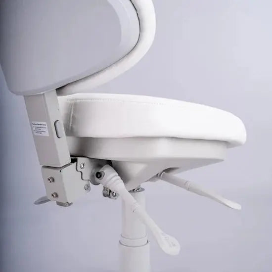 Medipro operator stool
Operator stool with backrest
Adjustable salon stool