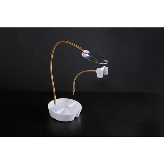 Daylight D21058 Anita LED lamp

modern daylight desk lamp UK

touch control reading lamp
