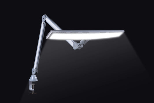 Daylight Luminos LED table lamp

bright adjustable desk lamp UK

long arm LED lamp with clamp

professional daylight task lamp