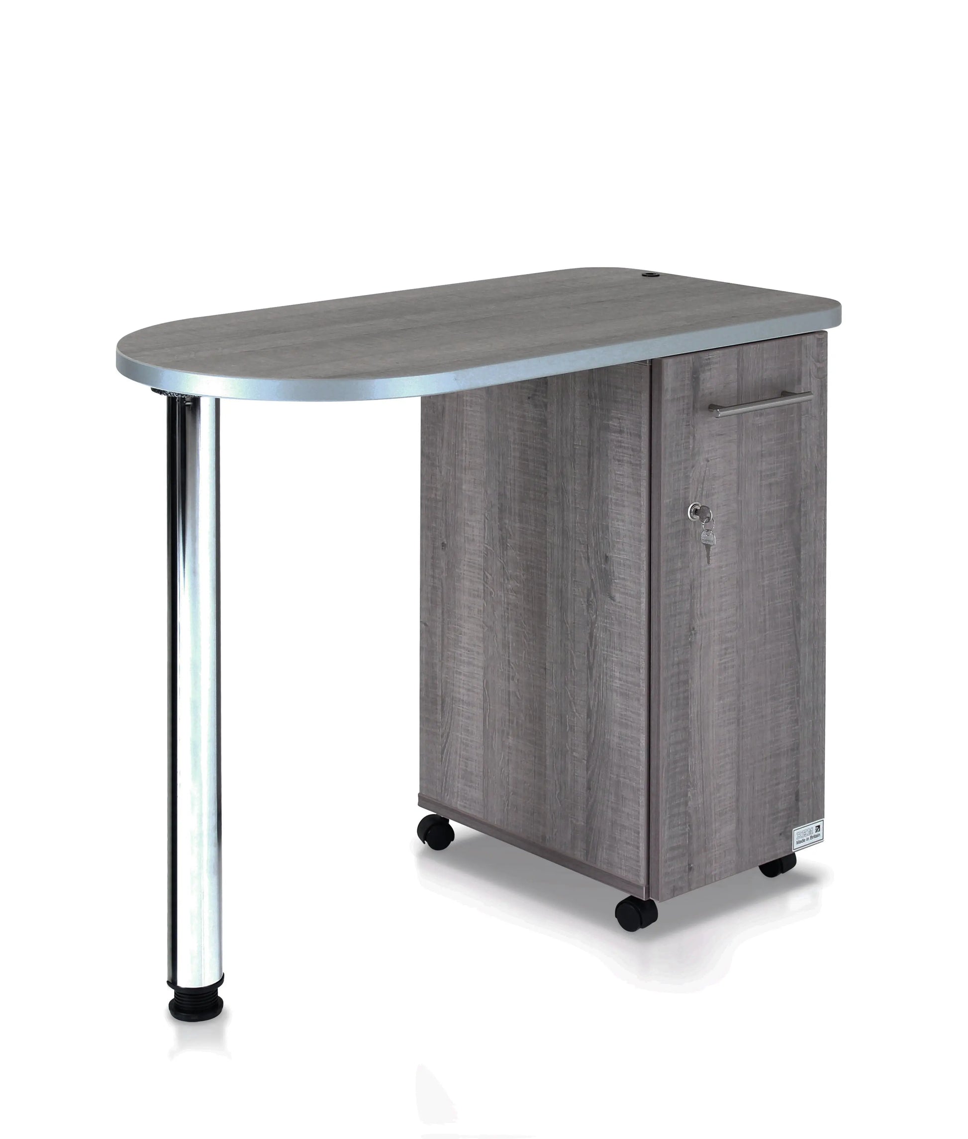 REM Stadium Nail Bar Vicenza

Professional salon nail desk

Modern nail bar station UK